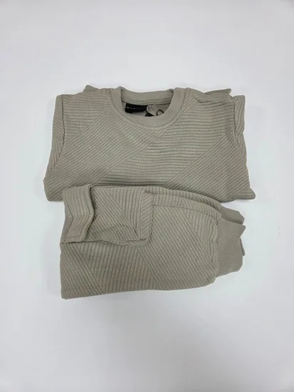 חליפת ג'קארד ניקי + כיסים